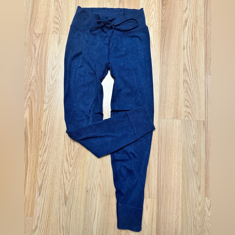 PINK Victoria's Secret set of 3 Ribbed Leggings in Navy, Teal, and Purplish/Gray - Picture 10 of 12